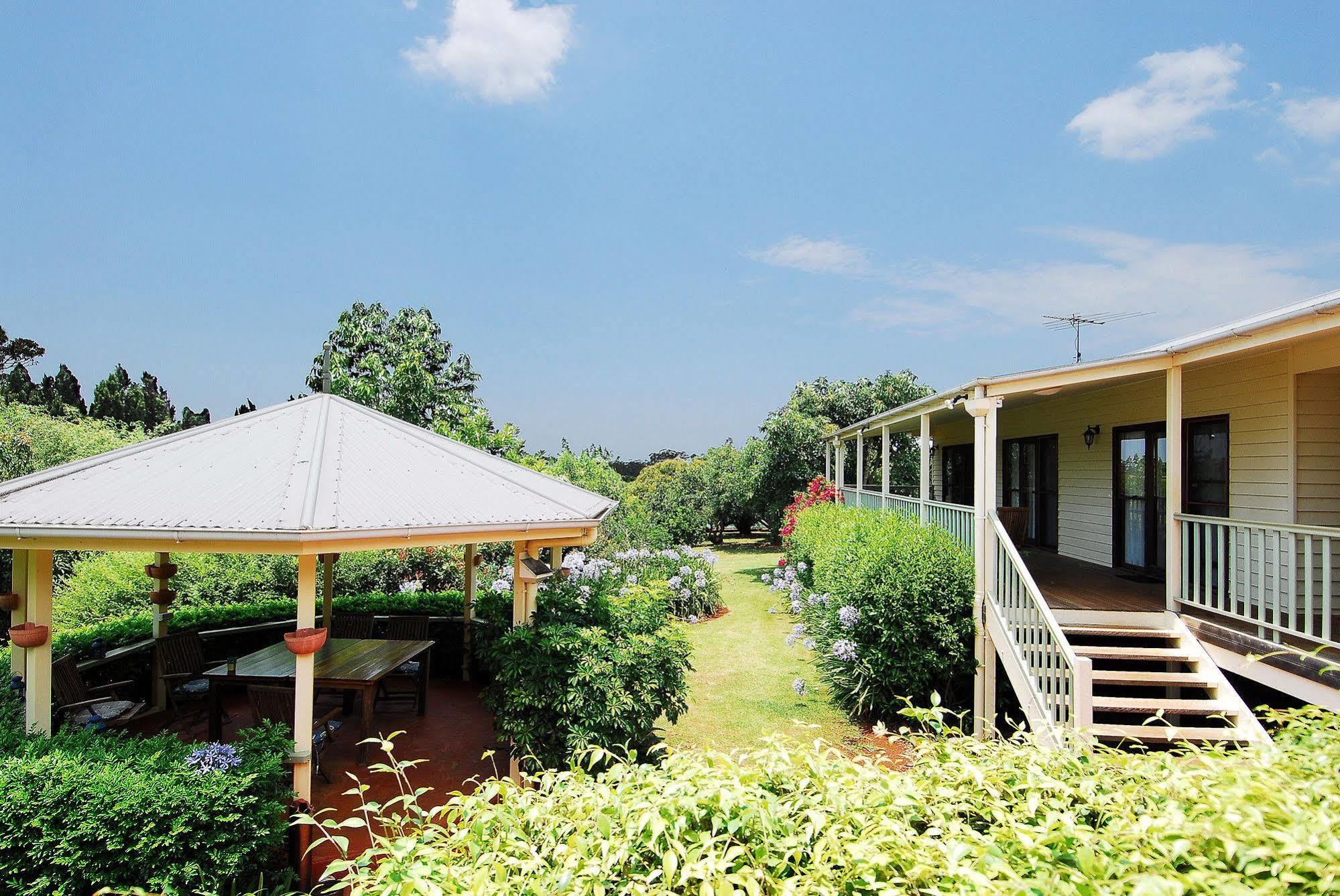 Camelot Boutique Accommodation Mount Tamborine Eksteriør billede